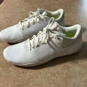 Nike sideline cheer shoe